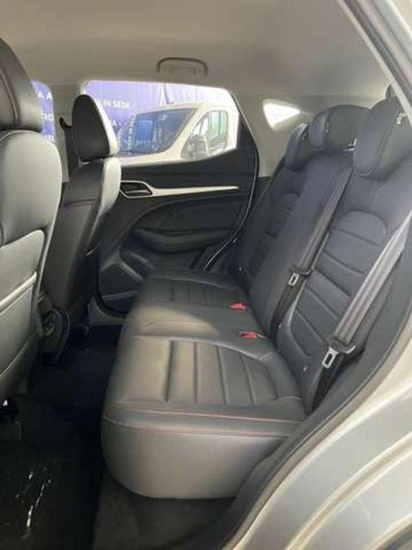 MG ZS CLASSIC 1.5 111CV LUXURY MT5 KM0 PRONTA CONSEGNA