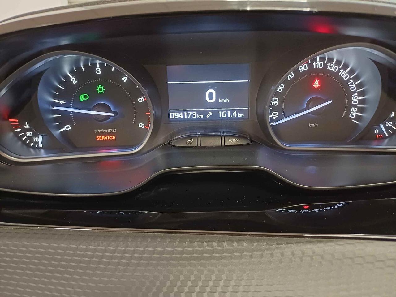 Peugeot 208 BlueHDi 75 5 porte Allure