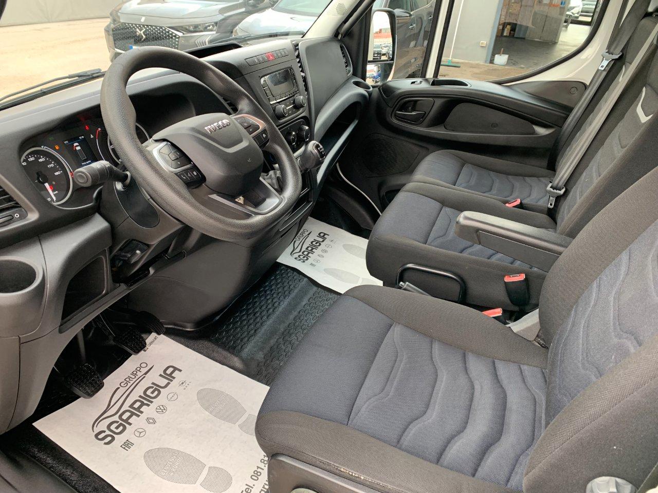 IVECO Daily Cabinato Furgonato