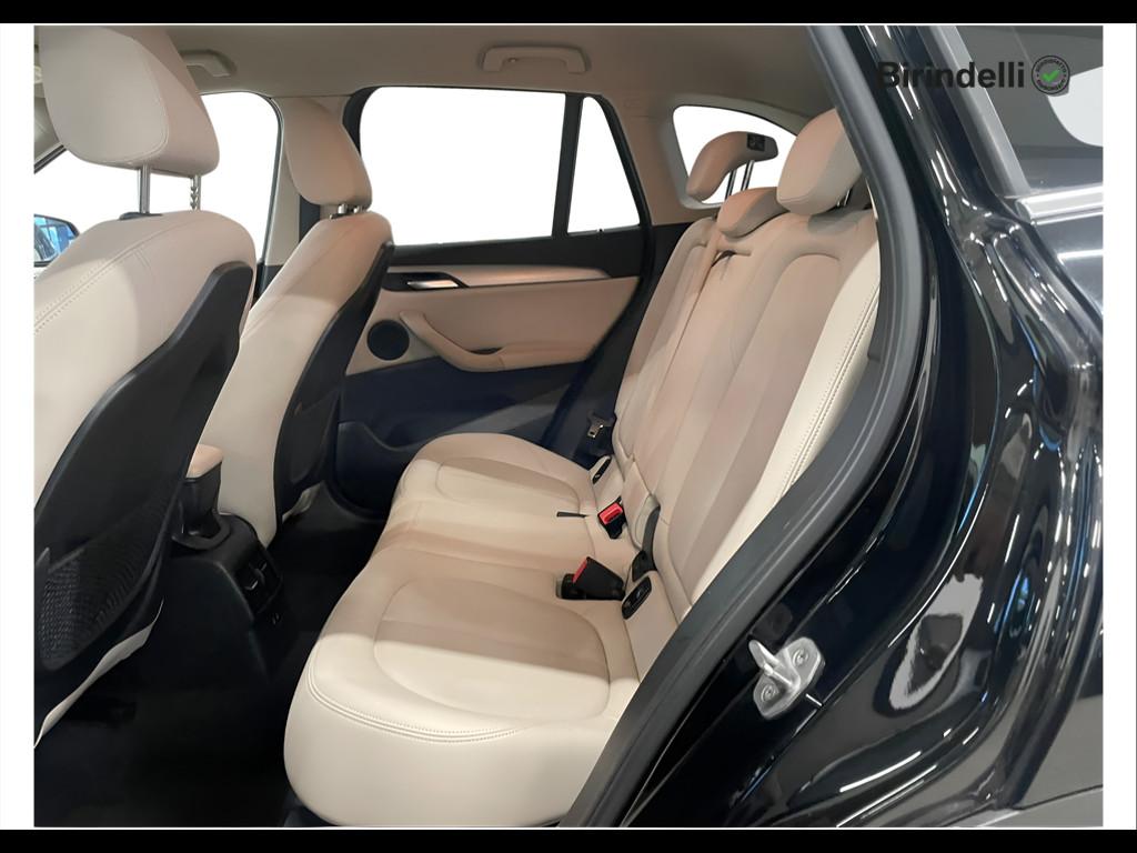 BMW X1 (F48) - X1 sDrive16d Business Advantage