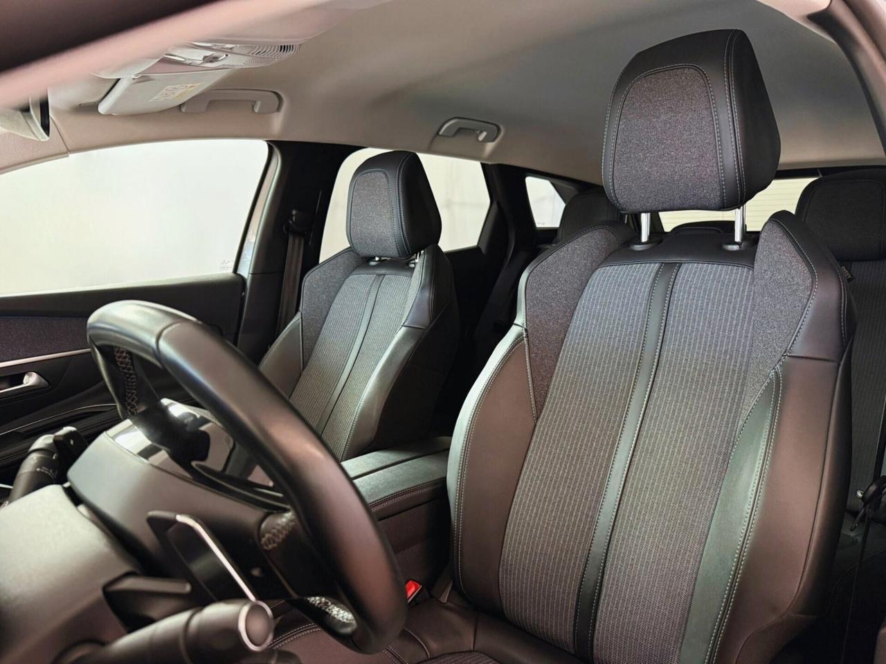 Peugeot 3008 BlueHDi 130 S&S Allure Pack