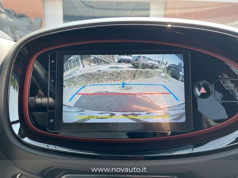 Toyota Aygo X 1.0B (72 CV) Lounge