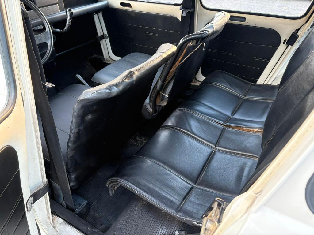 RENAULT 4 1.0 BENZ 32 CV UNICOPROPRIETARIO