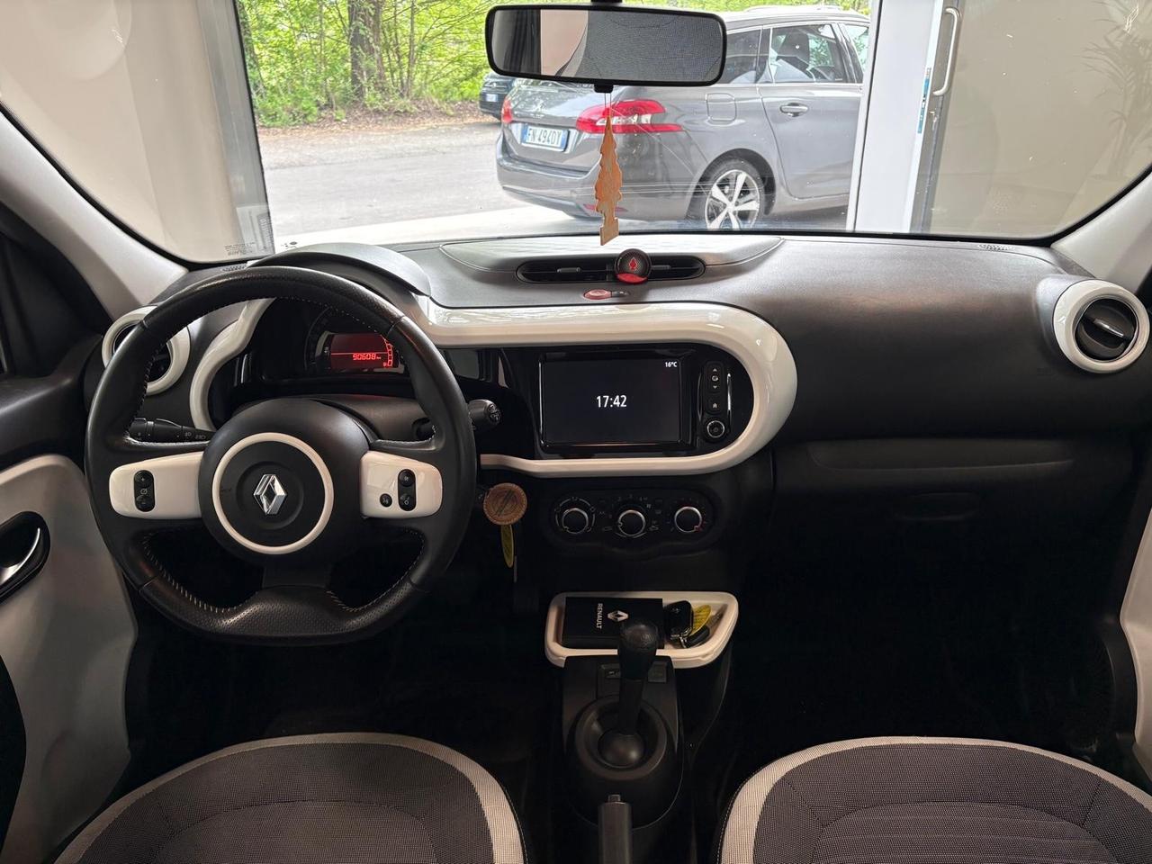 Renault Twingo SCe EDC Lovely