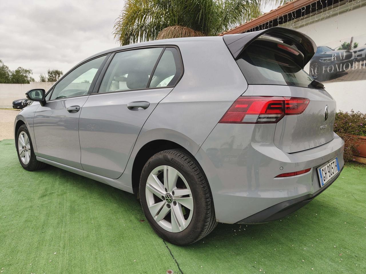 Volkswagen Golf 2.0 TDI DSG SCR Life - 2022