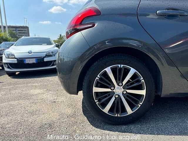 Peugeot 208 BlueHDi 120 S&S 5 porte Allure