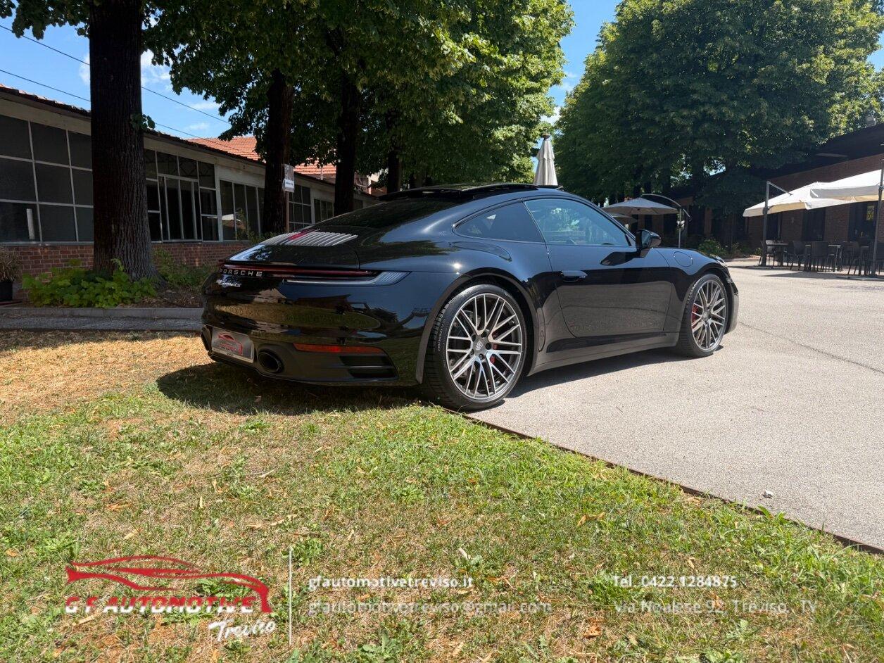 Porsche 911 Coupe 3.0 Carrera 4S auto