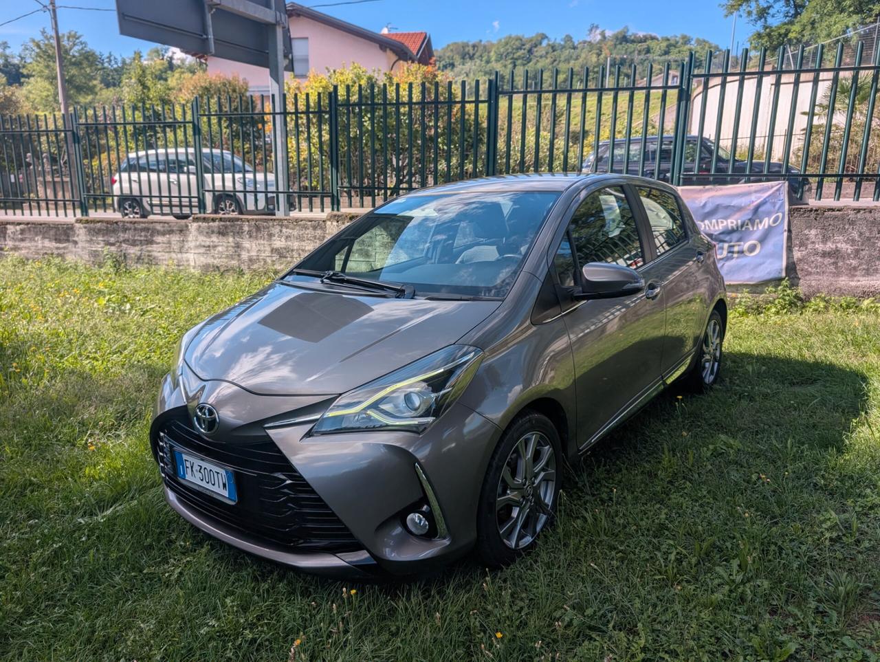 Toyota Yaris 1.0 5 porte Lounge UNICO PROPRIETARIO