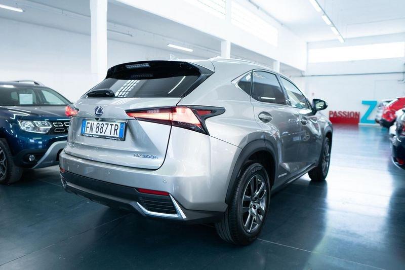 Lexus NX 300h 2.5 Executive 4WD CVT 155CV