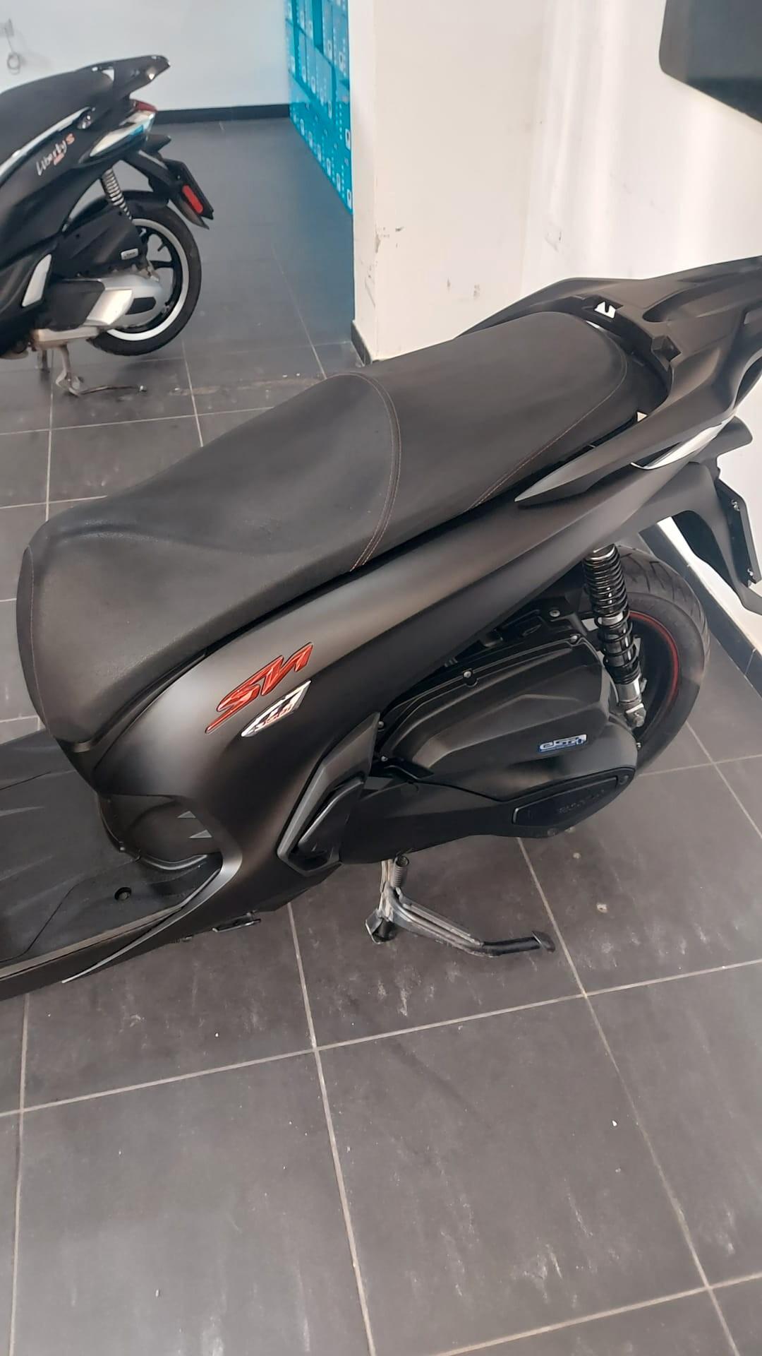 Honda SH 350 sport