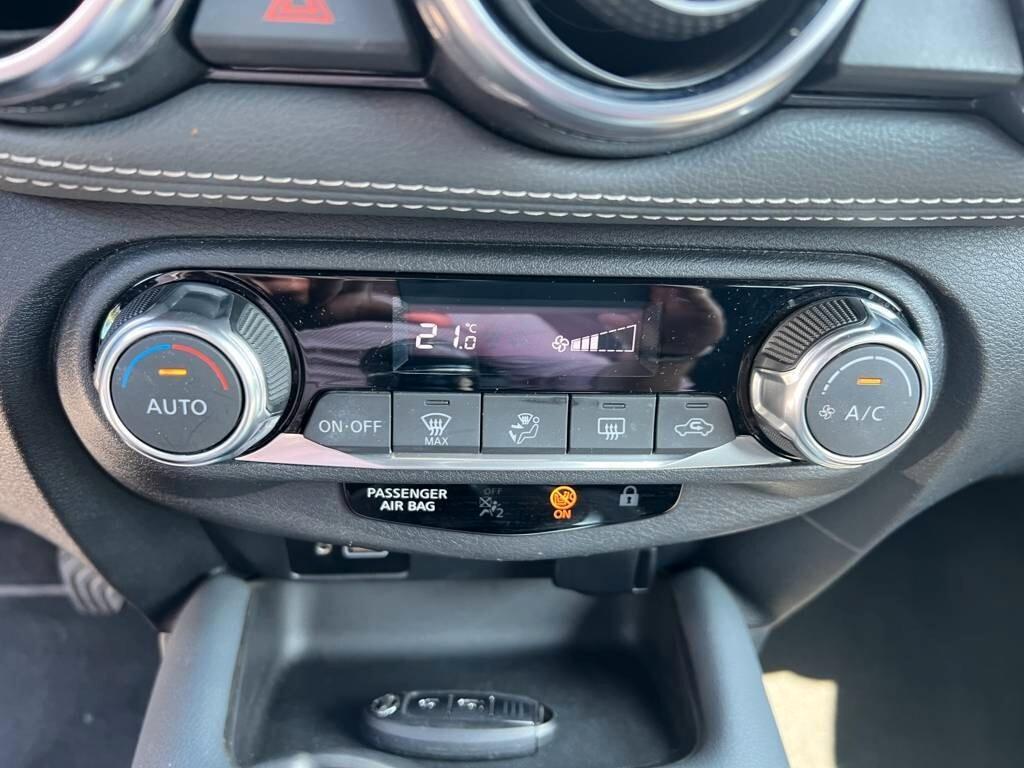 Nissan Juke 1.0 DIG-T 114 CV N-Connecta