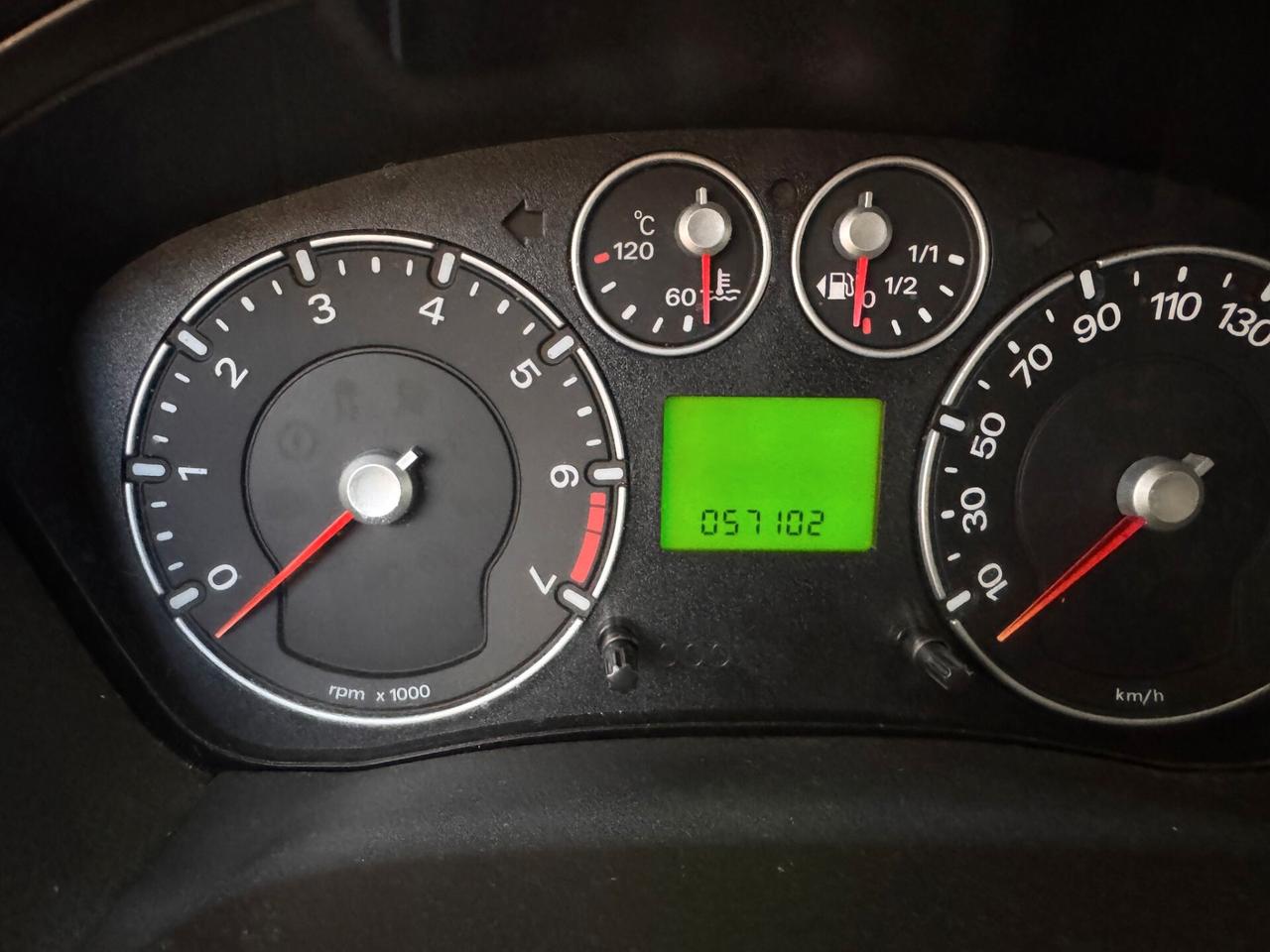 Ford Fiesta 1.2 16V 5p. Titanium Benzina