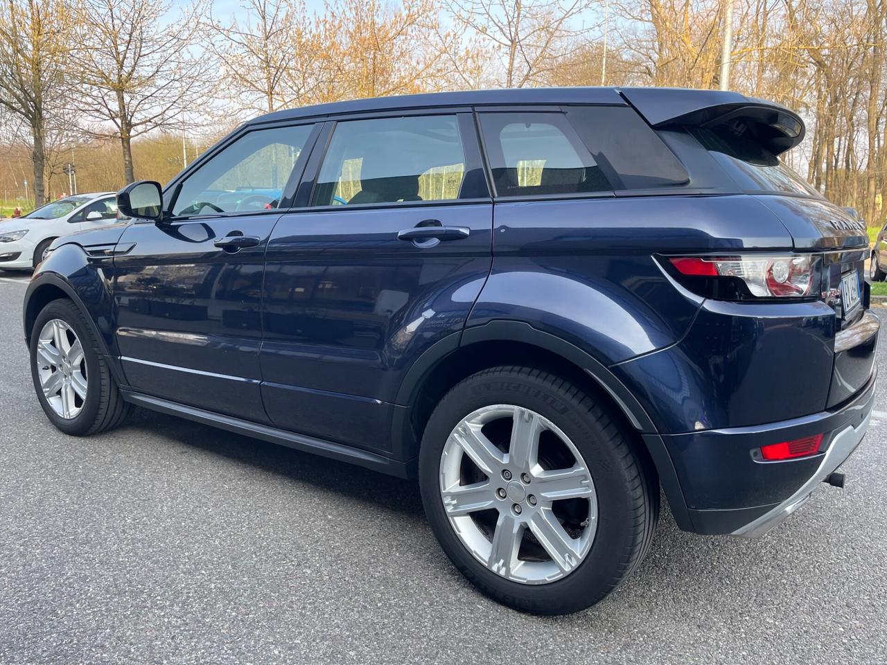 Range Rover Evoque 2.2 TD4 5p. Cerchi*Tetto*Automatik*GANCIO TRAINO*