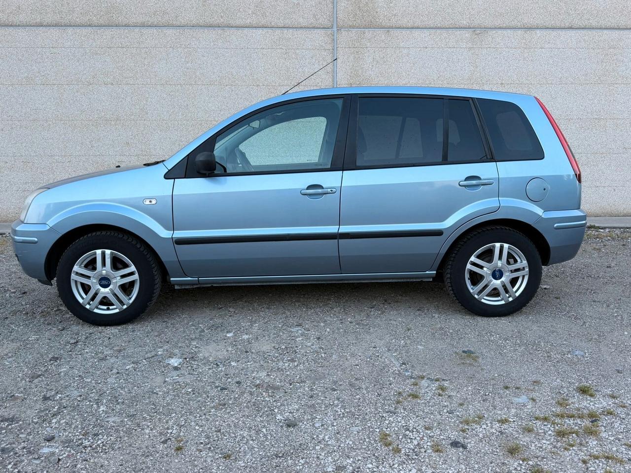 Ford Fusion 1.4 16V 5p SOLO 60000 KM
