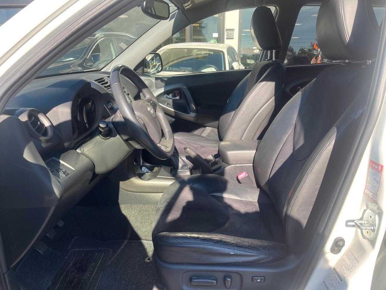 Toyota RAV 4 RAV4 2.2 D-4D 150 CV Lounge