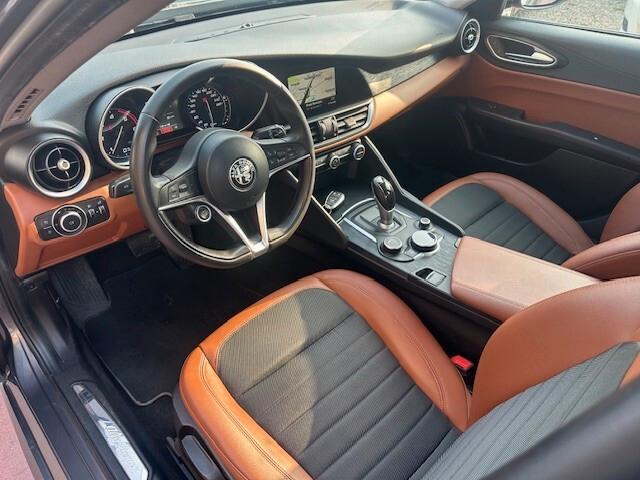 Alfa Romeo Giulia 2.2 Turbodiesel 160 CV AT8 Super