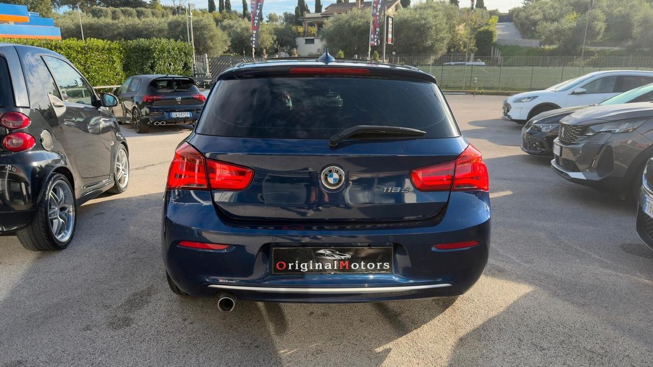 Bmw 116 116d 3p. Sport *PRONTA CONSEGNA*TETTO*FARI FULL LED*TELECAMERA*
