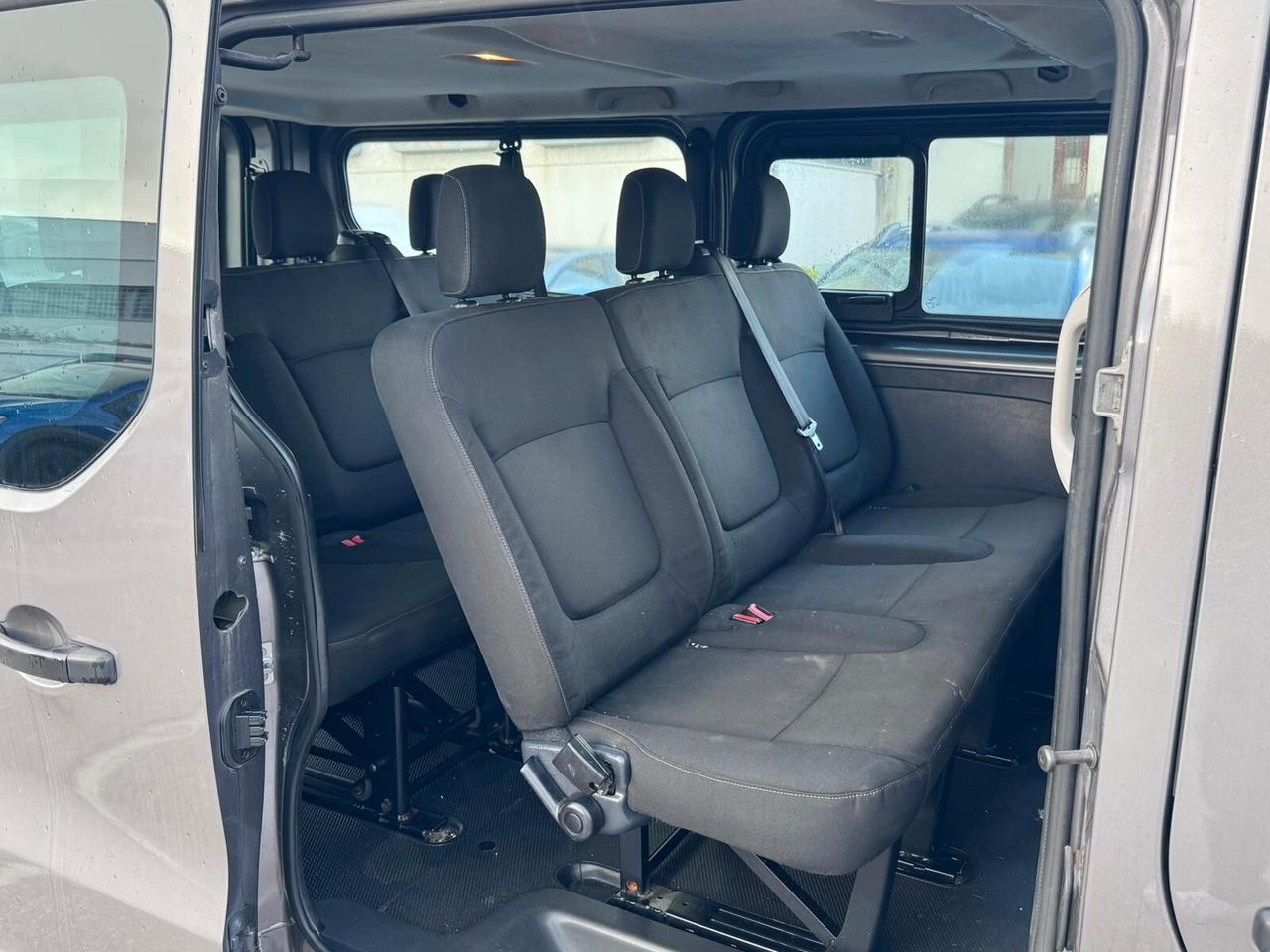 Nissan NV300 27 1.6 dCi Twin Turbo 145CV Start&Stop PC-TN Combi