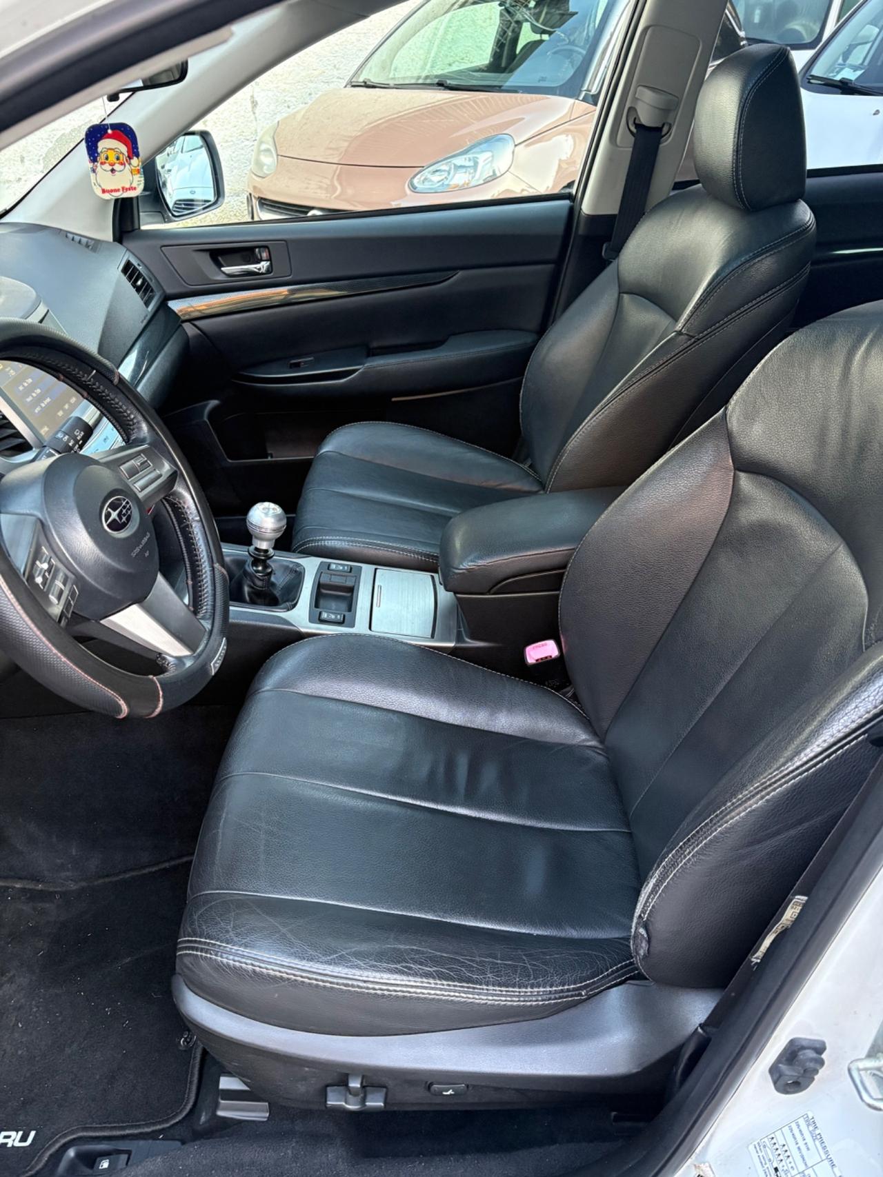 Subaru Legacy 2.0D 150cv TETTO NAVI CAM PELLE