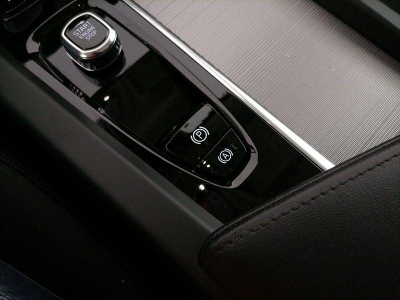 Volvo XC60 2.0 b4 Core auto