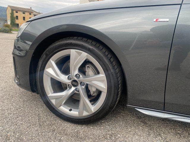 AUDI A4 Avant 40 TDI S tronic S line edition