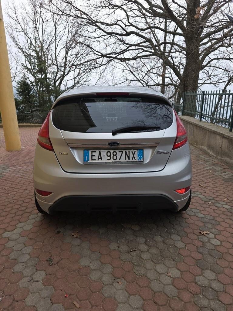 Ford Fiesta 1.6 TDCi 90CV 5 porte DPF Titanium