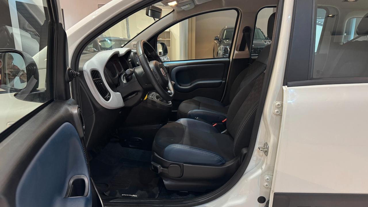 Fiat Panda 1.0 Hybrid 70cv City Cross - 2022