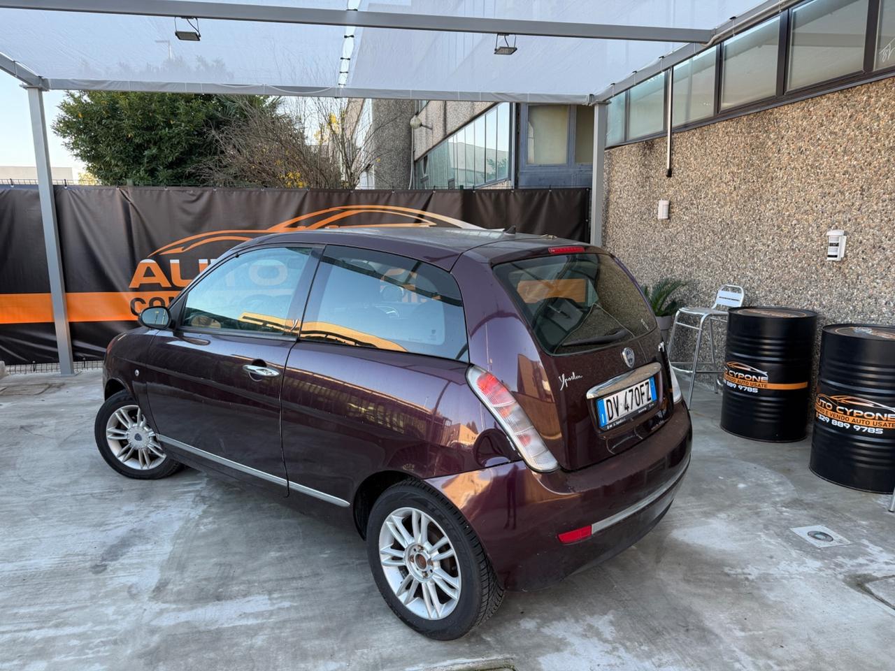 LANCIA YPSILON 1.3 MJT DIESEL PER COMERCIANTI