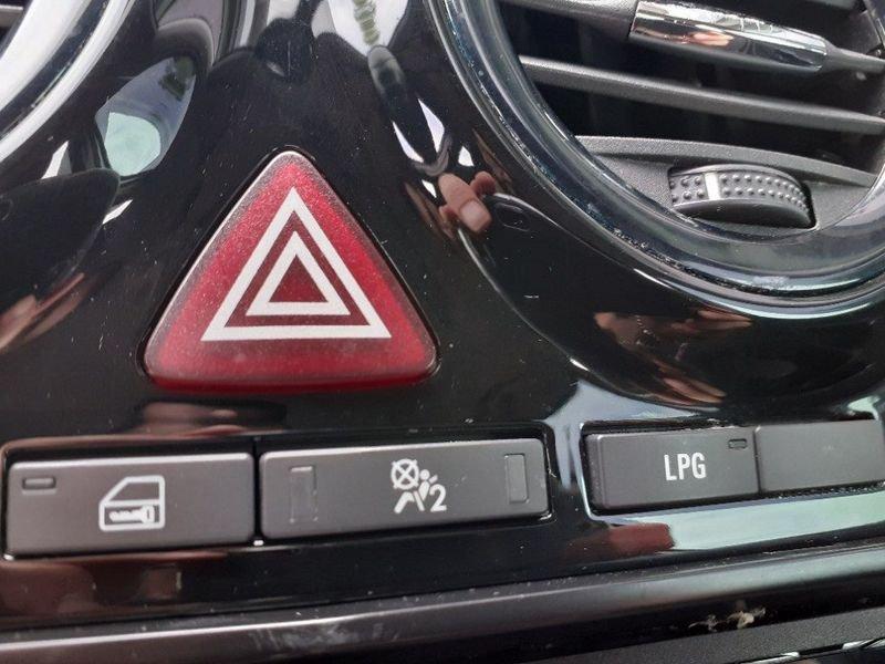 Opel Corsa 1.2 85CV 5P GPL-PER NEOPAT-KM CERTIFICATI