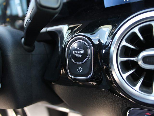 MERCEDES-BENZ GLA 200 d Automatic 4Matic Premium