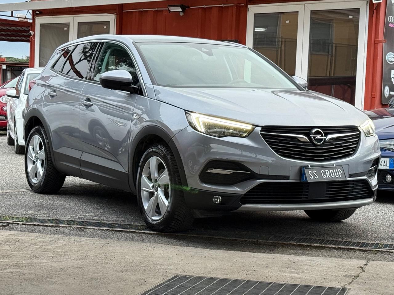 Grandland X 1.2 Turbo 12V 130 CV-Ultimate-unipro-