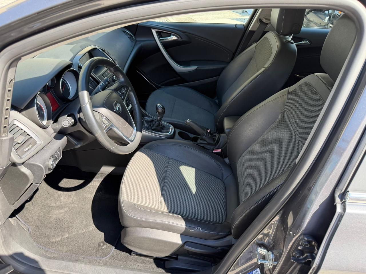 Opel Astra 1.7 CDTI 125CV Sports Tourer Cosmo