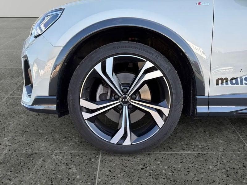 Audi Q3 Q3 40 TDI quattro S tronic S line edition Black Pack 20" Cockpit Camera