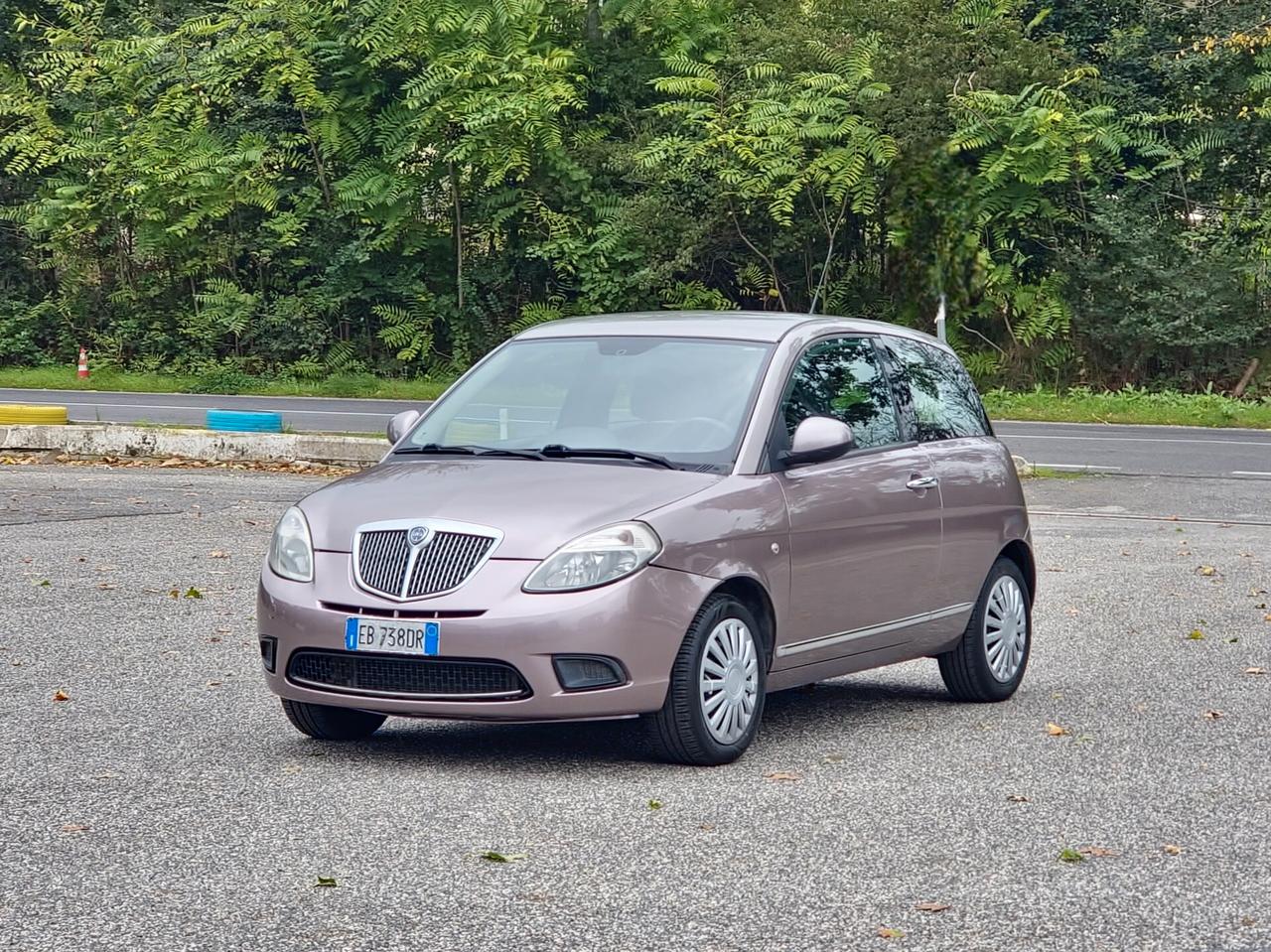 Lancia Ypsilon 1.2 Diva 2010-E4 Benzina - GPL Manuale NEO