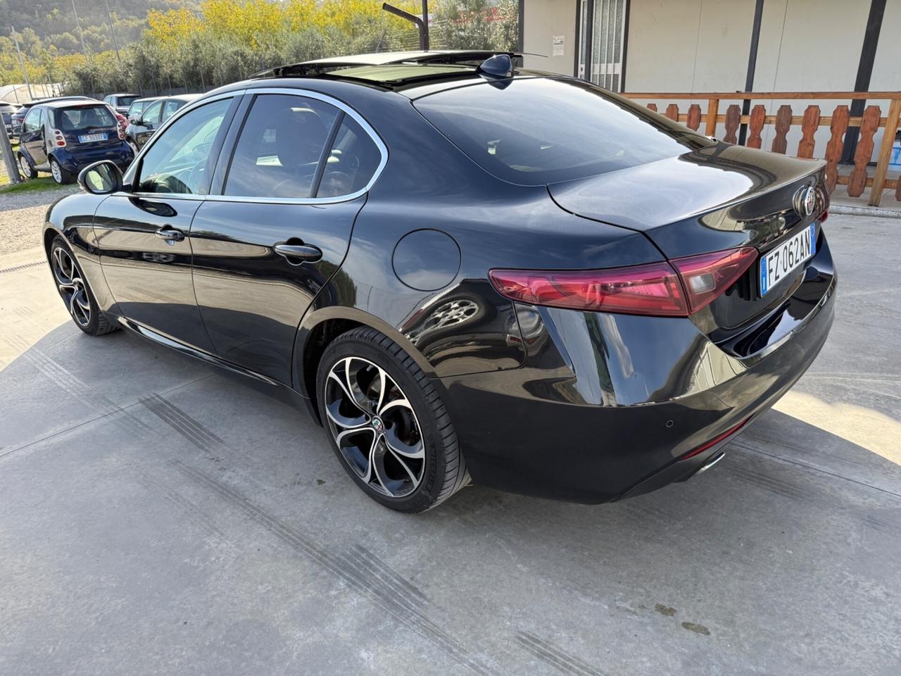 Alfa Romeo Giulia 2.2 TDI 190CV AT8 Tetto apribile