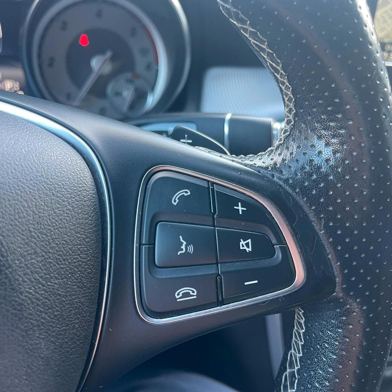 Mercedes-benz GLA 200 d Premium