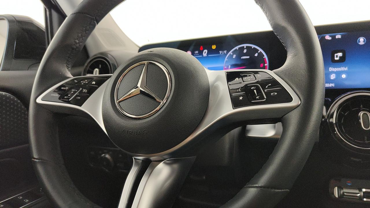 Mercedes-Benz GLB 180 d Advanced auto