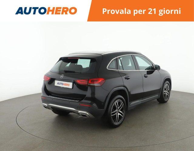 MERCEDES-BENZ GLA 200 d Automatic Sport