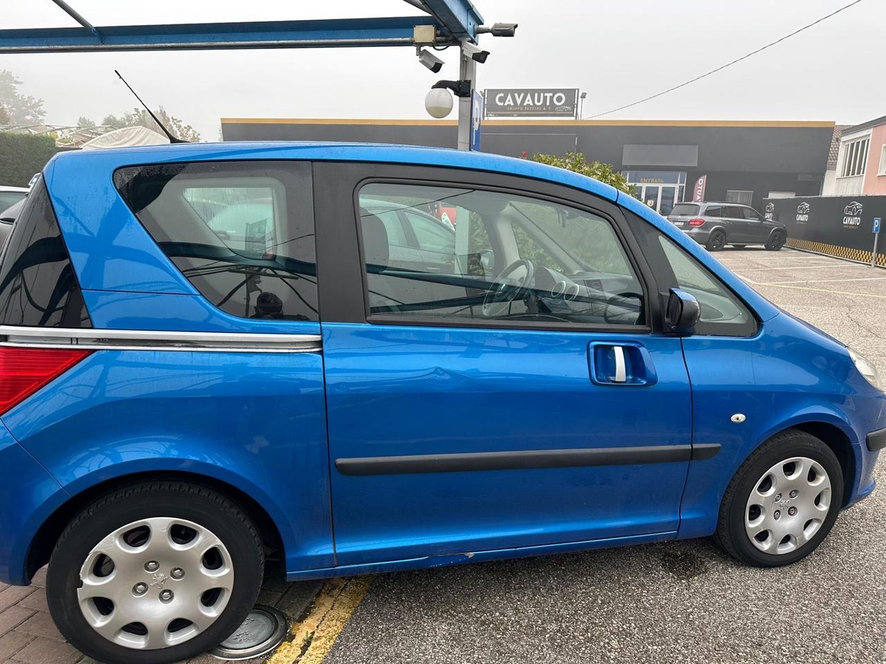 Peugeot 1007 Neopatentati 69€ al mese