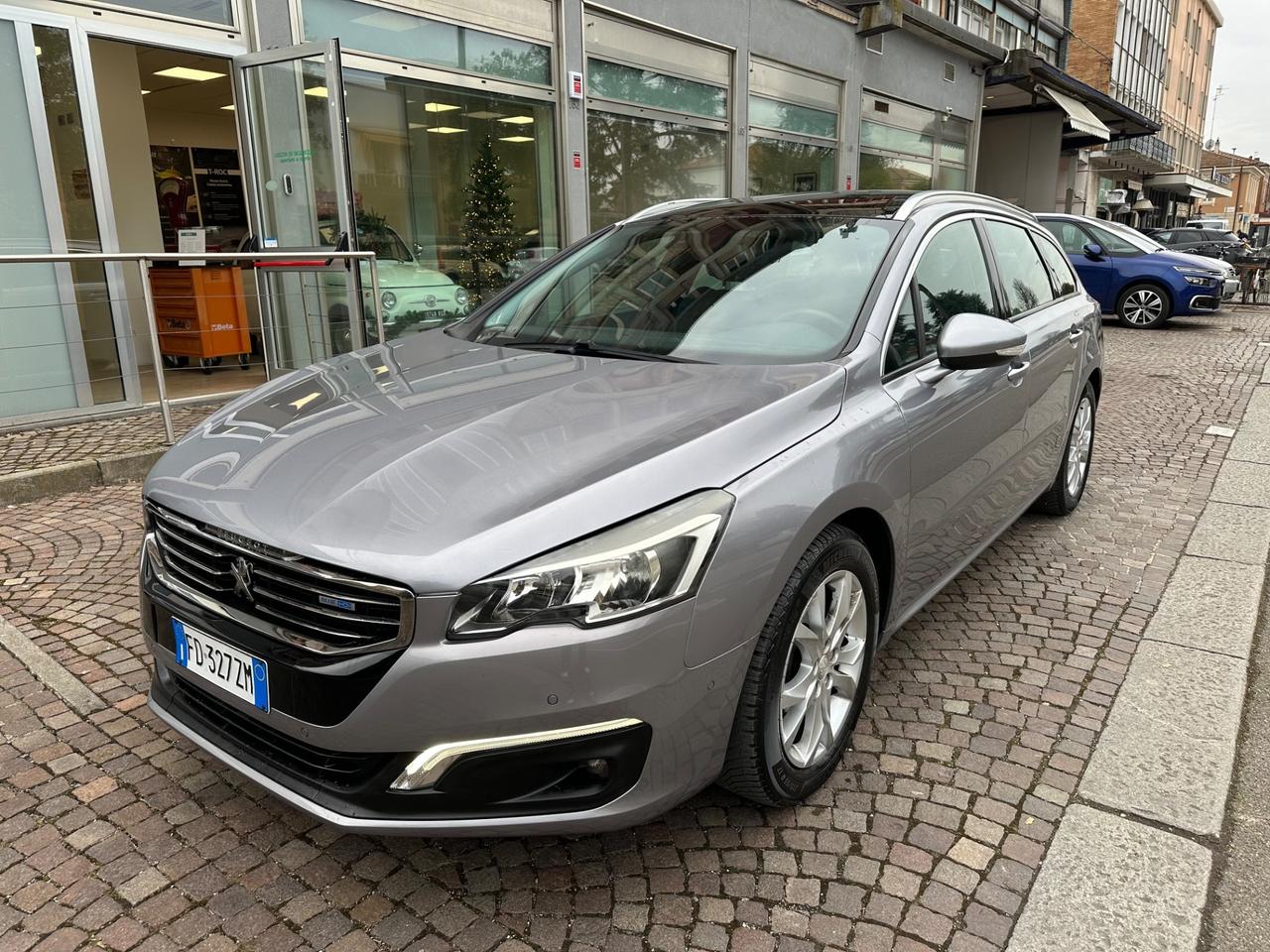 Peugeot 508 BlueHDi 120 S&S SW Allure