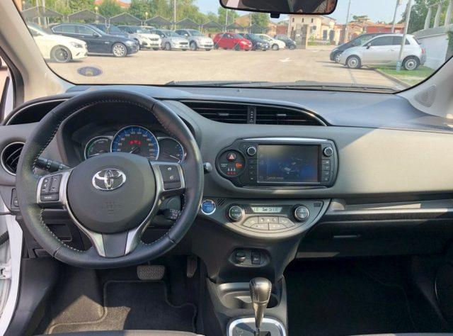 TOYOTA Yaris 1.5 Hybrid 5 porte Trend 'White Edition'