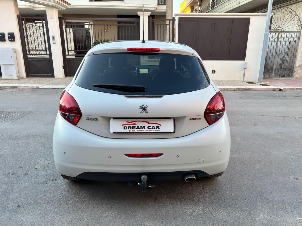 Peugeot 208 BlueHDi 100 5 porte GT Line