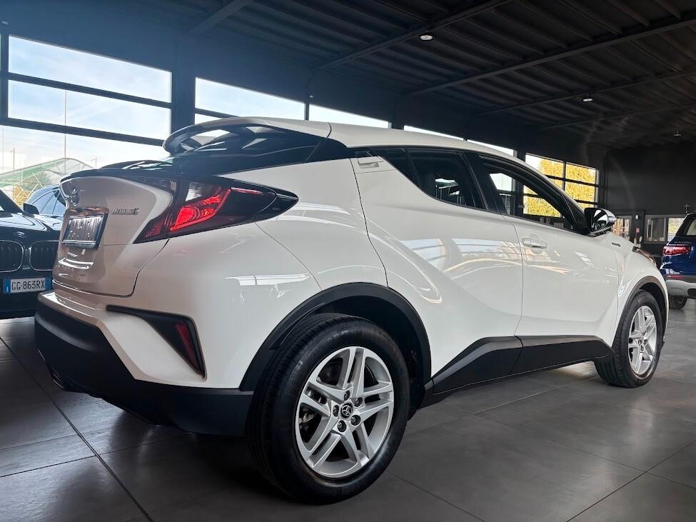 Toyota C-HR 1.8 Hybrid E-CVT Business