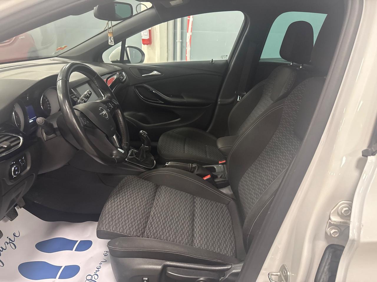 Opel Astra 1.6 CDTi 110CV Start&Stop 5P. Innovation