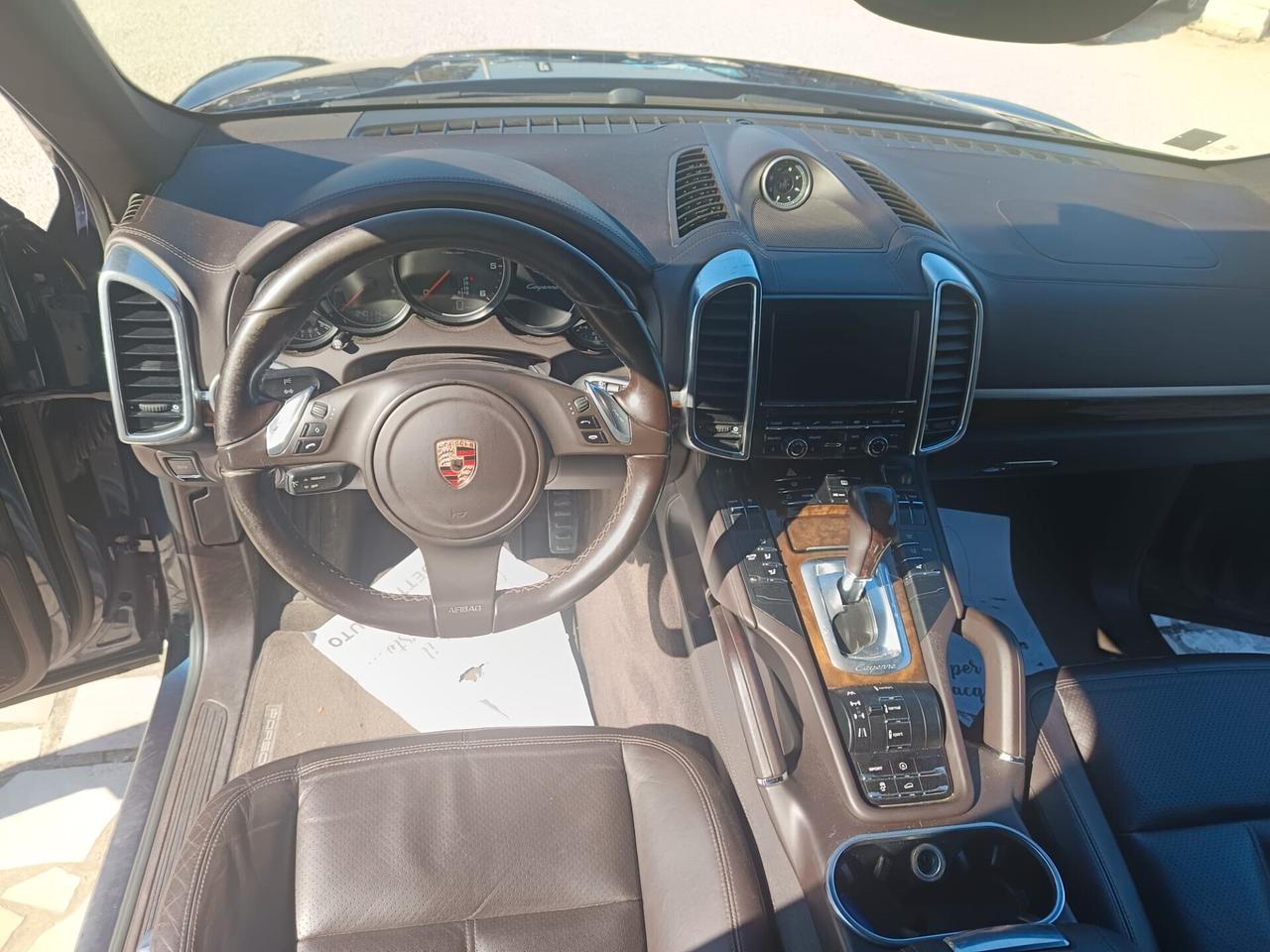 Porsche Cayenne 3.0 Diesel Tua da 260€ al Mese