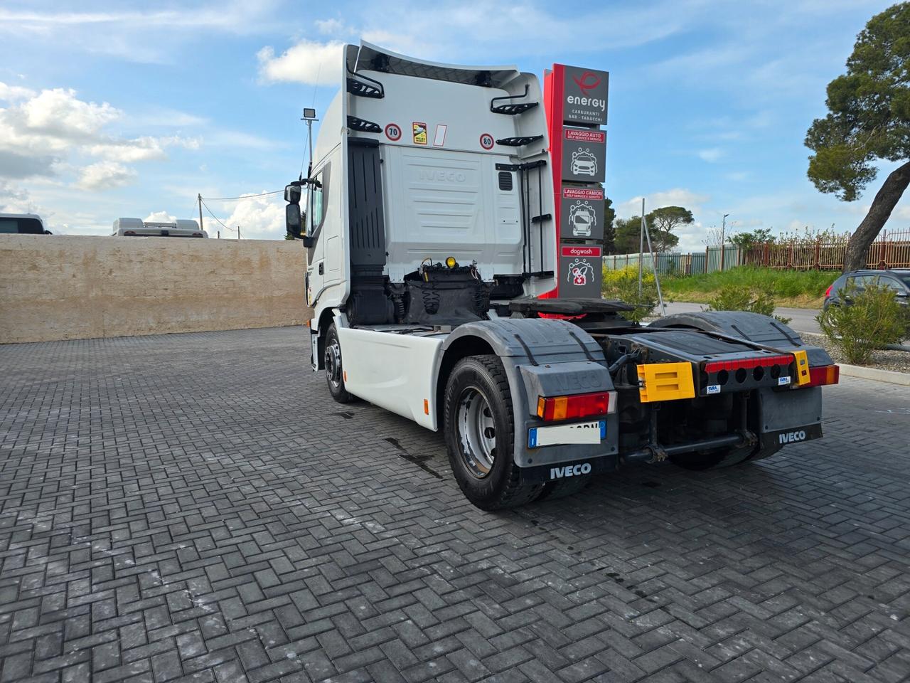 IVECO STRALIS HI-WAY 460 2017