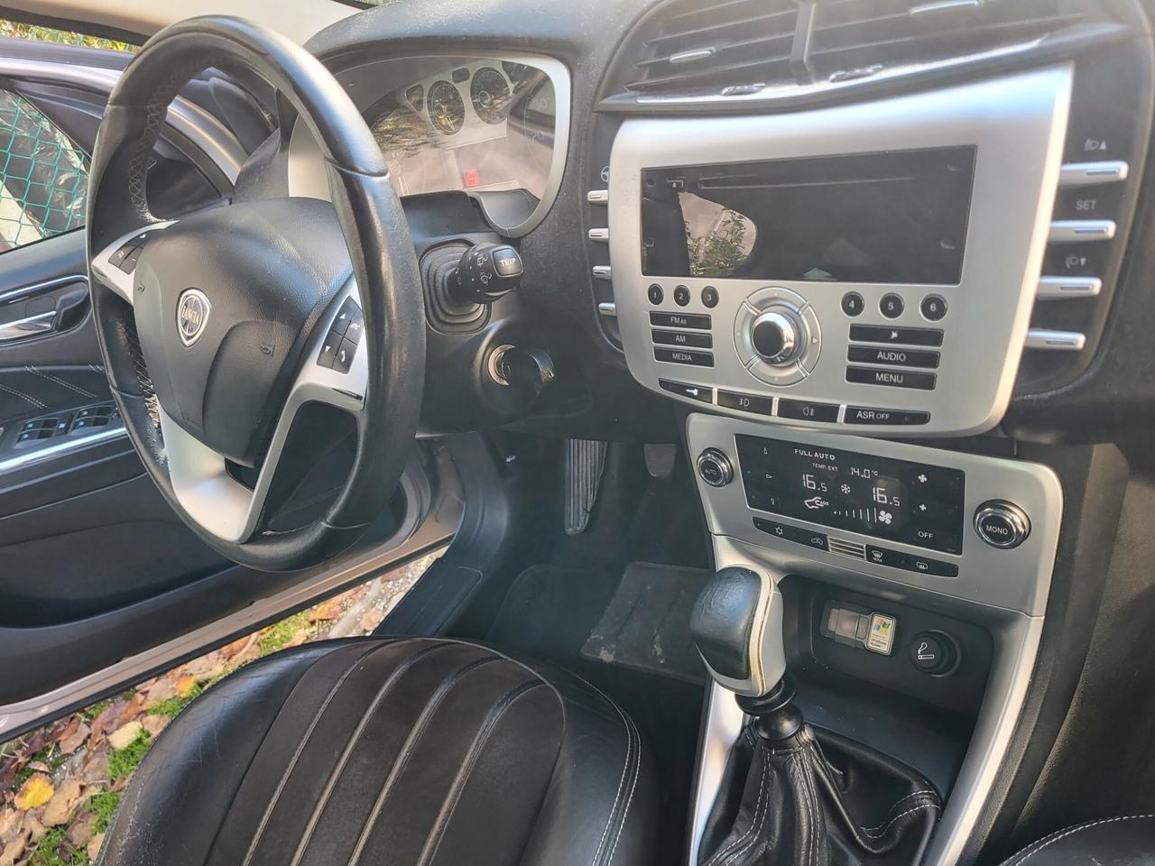 Lancia Delta 1.6 MJT DPF Oro