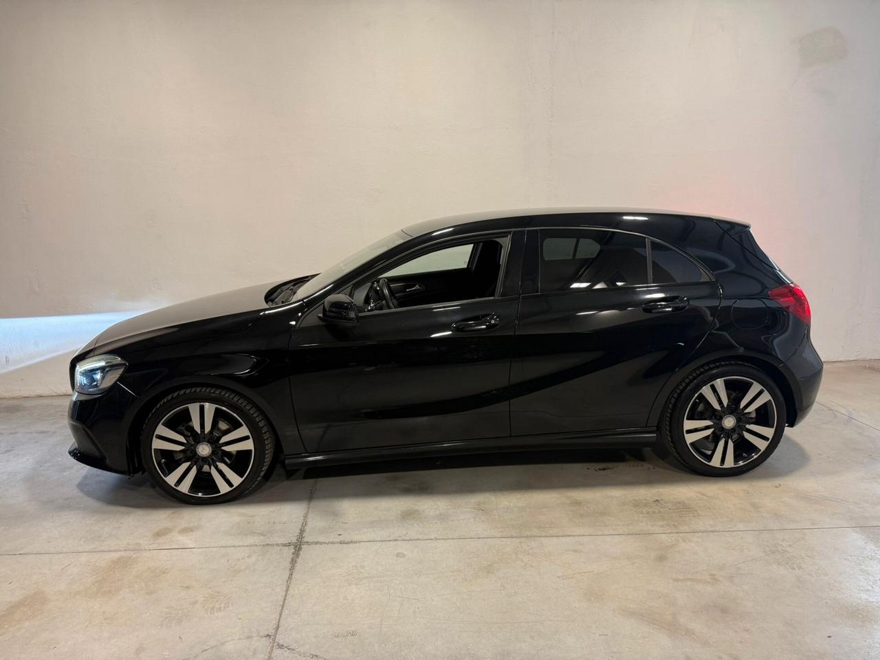 Mercedes-benz A 200 d Automatic 4Matic Premium
