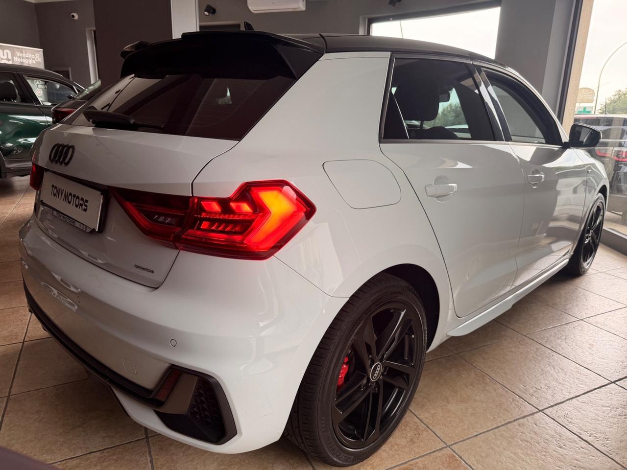 Audi A1 SPB 30 TFSI S tronic line edition