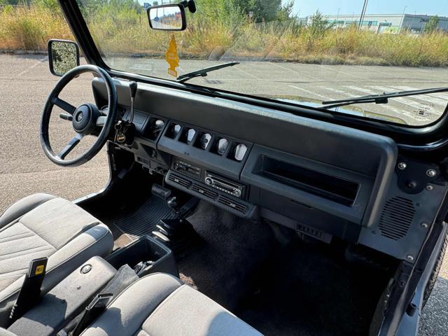 JEEP Wrangler YJ 4.0 Automatik+klima